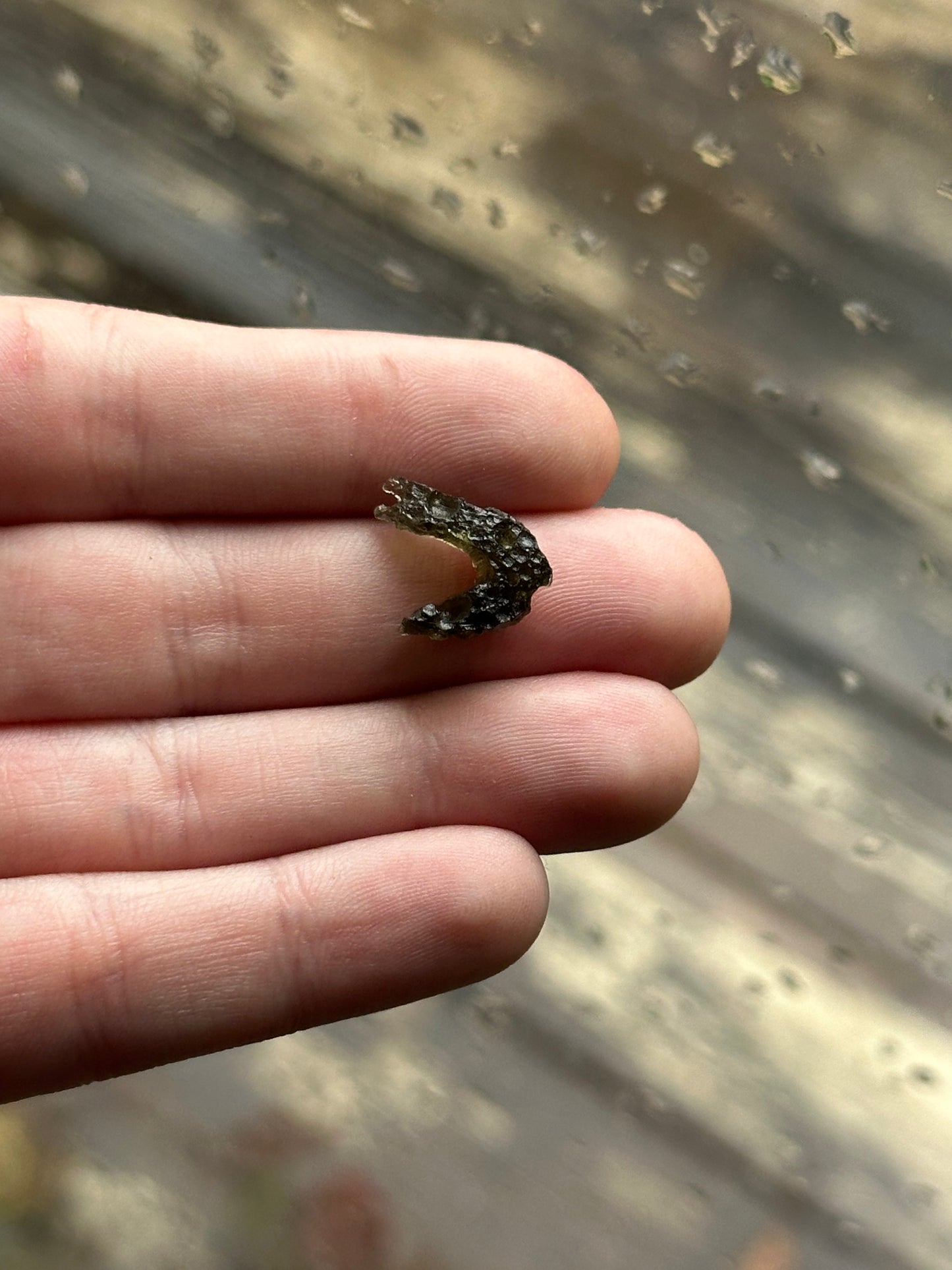 0.99g Raw Natural Moldavite