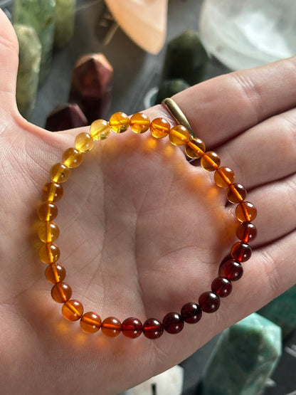 Gradient Baltic Amber Stretch Bracelet