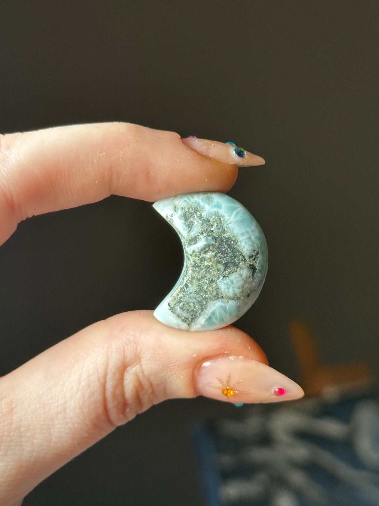 8.1g Larimar Moon Carving