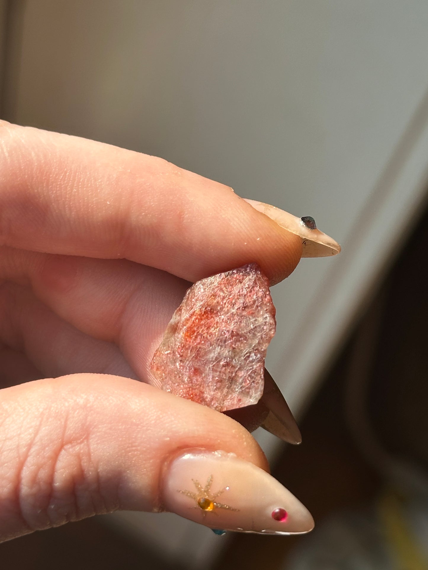 2.88g Raw Red Confetti Sunstone