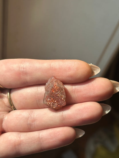 2.88g Raw Red Confetti Sunstone